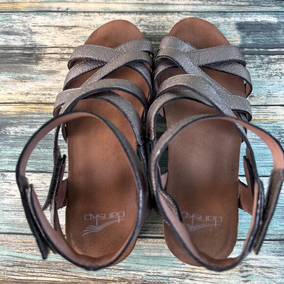 Dansko Veruca Gladiator Sandal Womens Sz 8.5-9 Metallic Gray Leather Wedge Heel - Picture 5 of 14